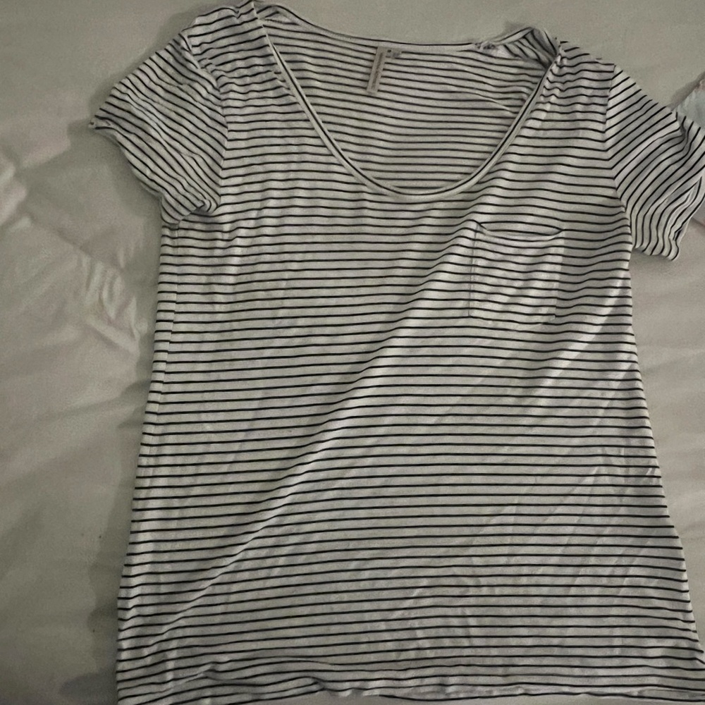 Banana Republic black and white striped tee